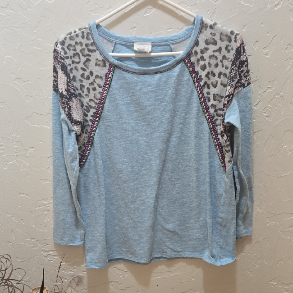 BiBi Blue Leopard Print Long Sleeve Top